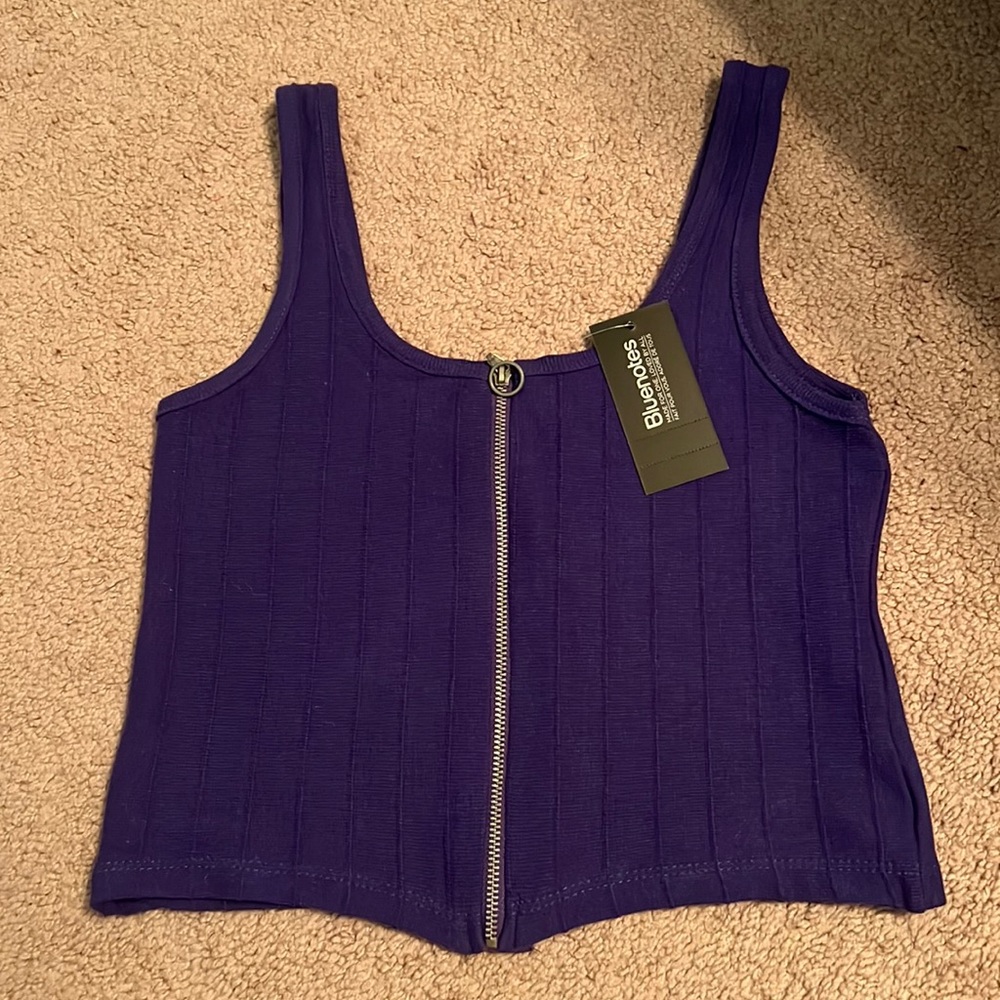 NWT BLUENOTES crop top